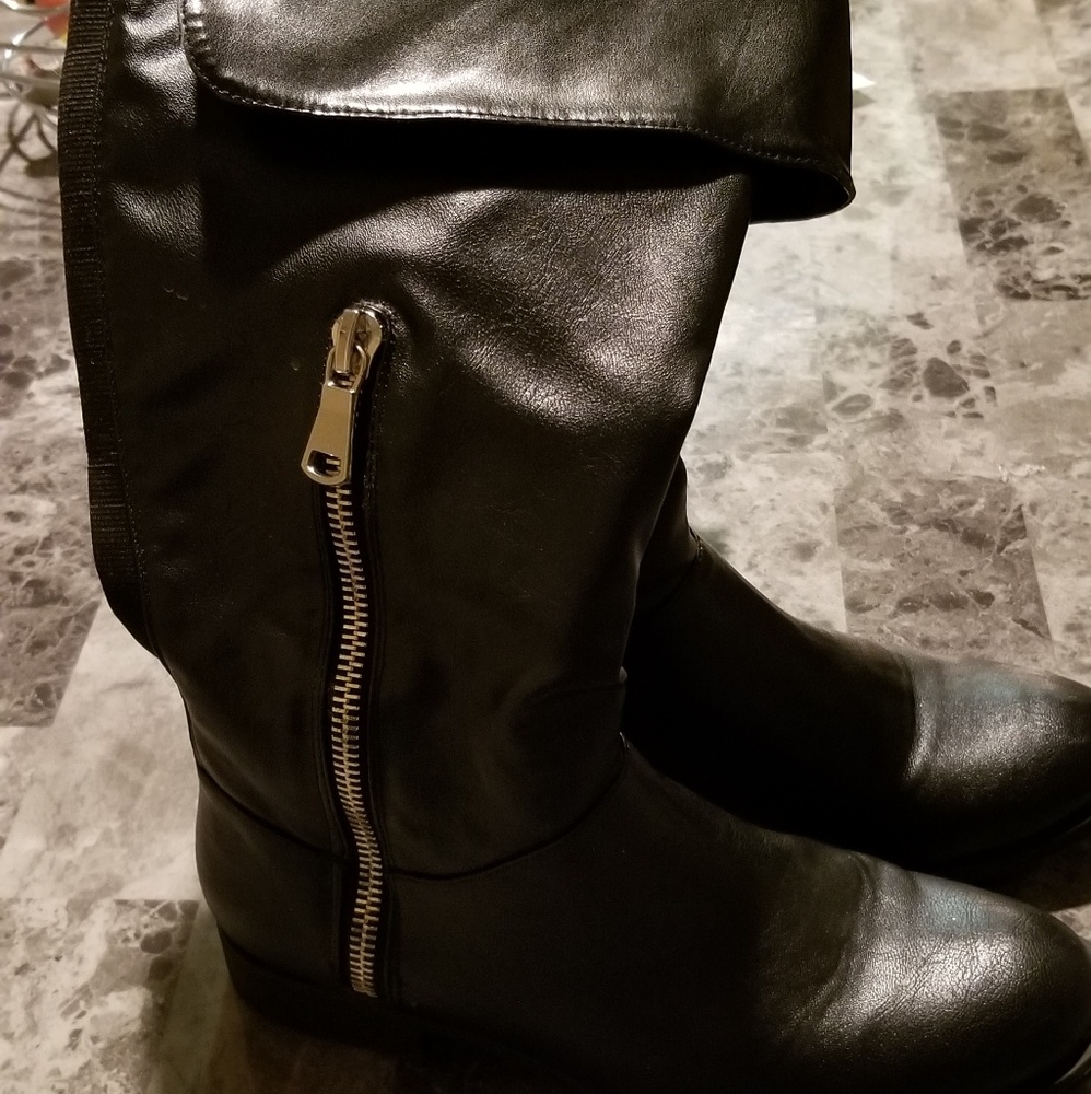 Riding boots